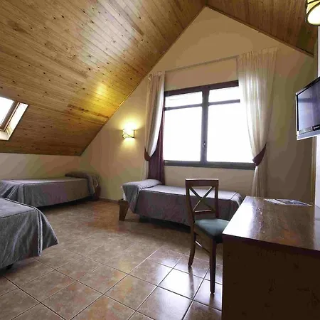 Hotel Port Aine 2000