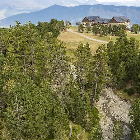 Port Aine 2000 Hotel 3*