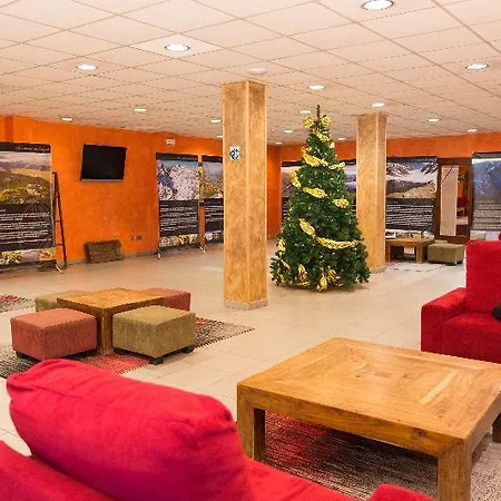 Hotel Port Aine 2000 Montenartro
